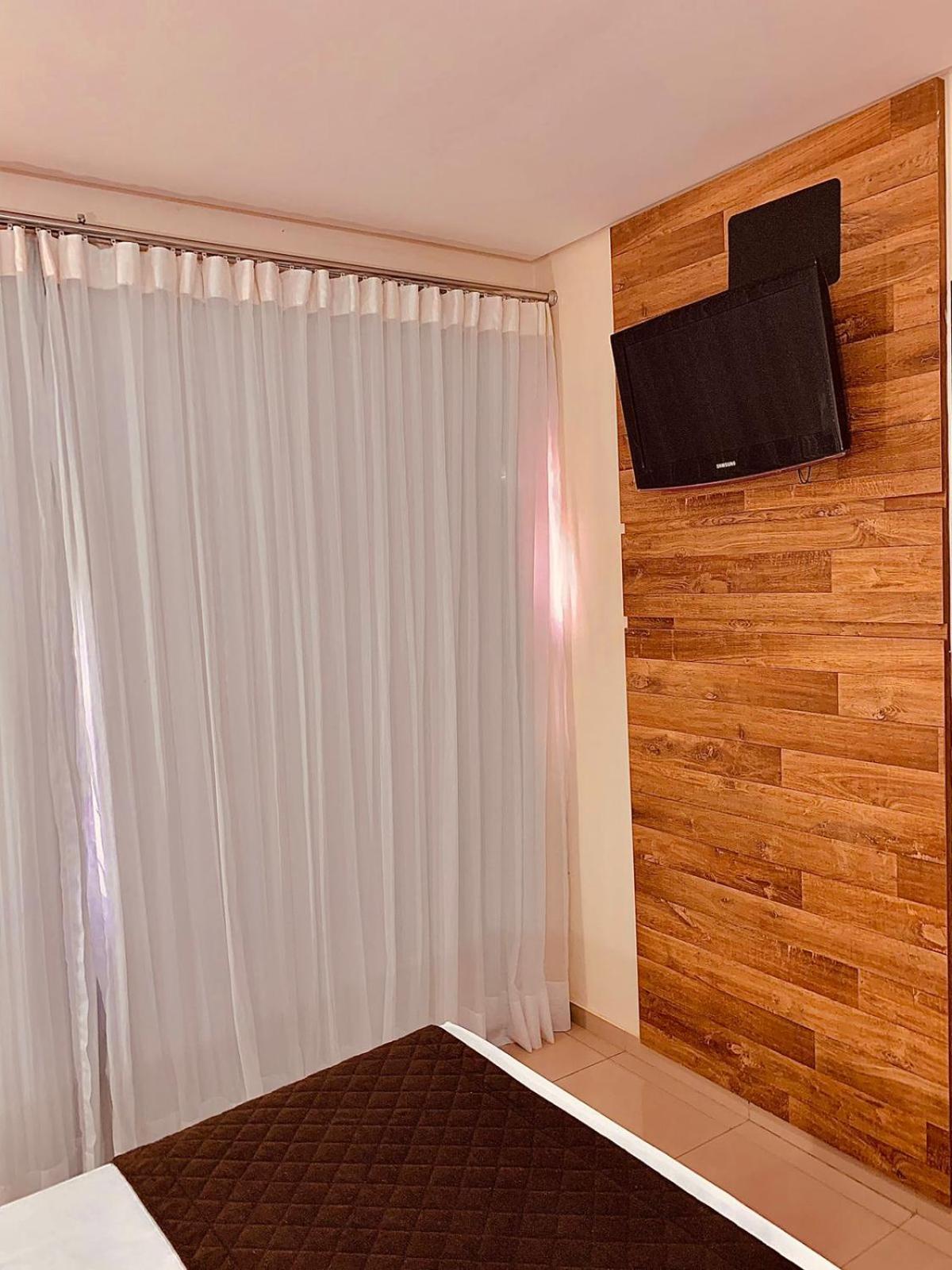 Victoria Plaza Hotel بالماس المظهر الخارجي الصورة