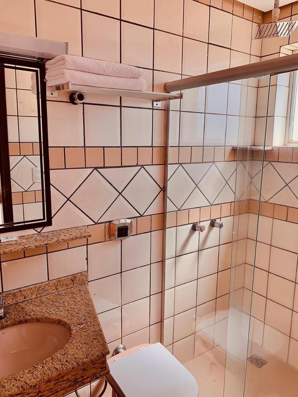 Victoria Plaza Hotel بالماس المظهر الخارجي الصورة